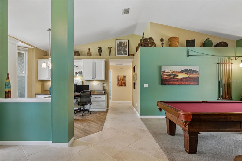 1215 Huntington Ln, Safety Harbor, FL 34695