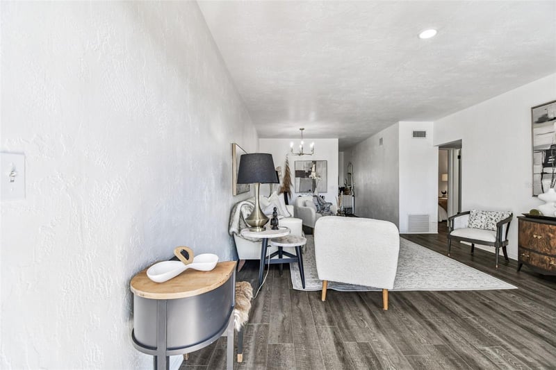 5861 42nd Ter #1712, Kenneth City, FL 33709