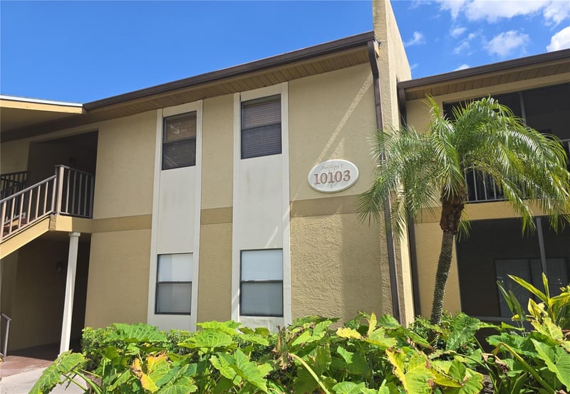 10103 Sailwinds Blvd #102, Largo, FL 33773