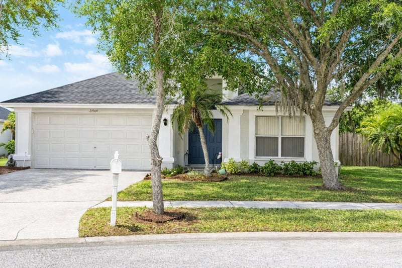 27606 Sky Lake Cir, Wesley Chapel, FL 33544