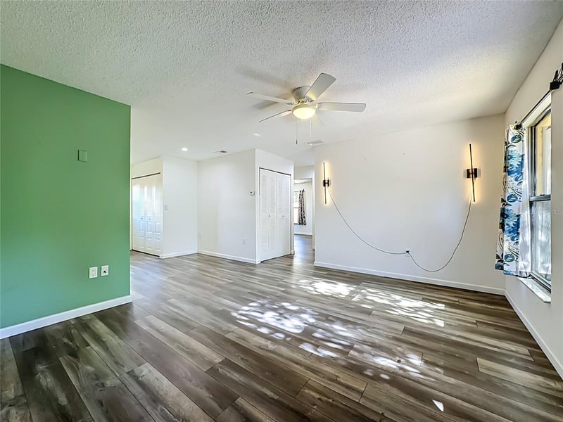 2006 7th Ave #B, Bradenton, FL 34205