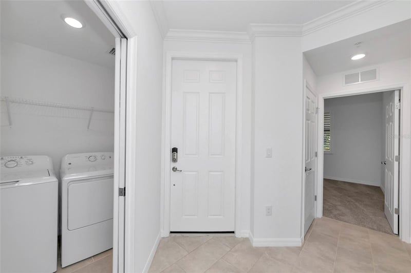 18008 Gawthrop Dr #101, Lakewood Ranch, FL 34211