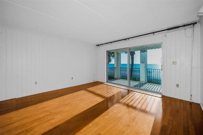 2500 Gulf Blvd #204B, Belleair Beach, FL 33786