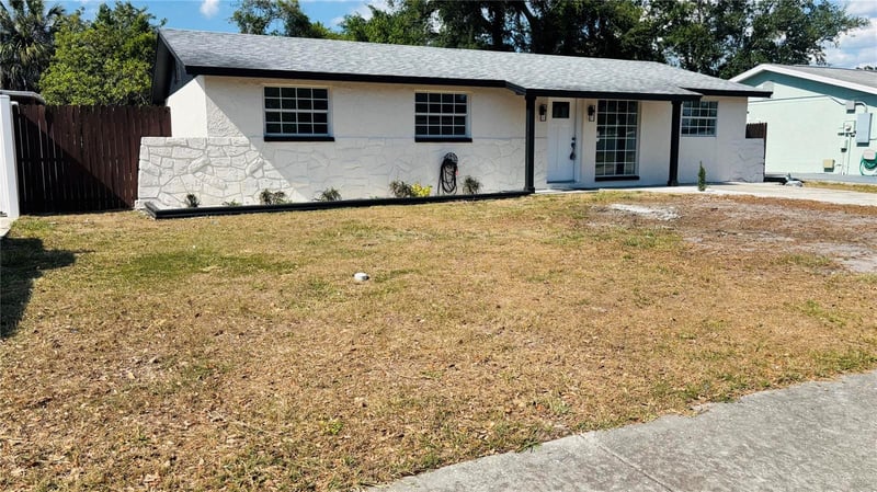 6456 Willow Wood Ln, Tampa, FL 33634