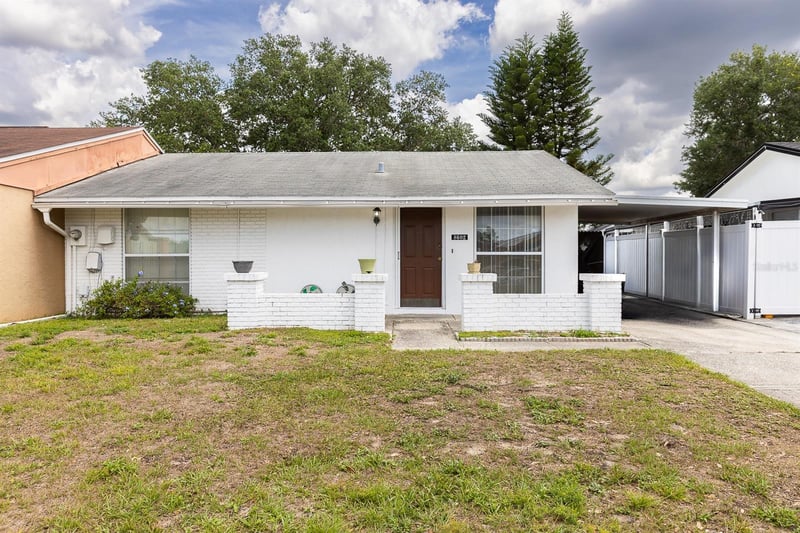 8602 Briar Grove Cir, Tampa, FL 33615