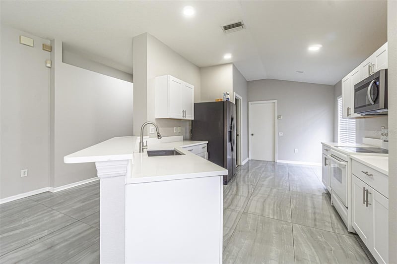 5553 Gallant Fox Ct, Wesley Chapel, FL 33544