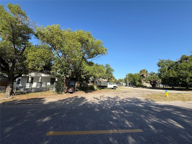 3208 29th St, Tampa, FL 33605