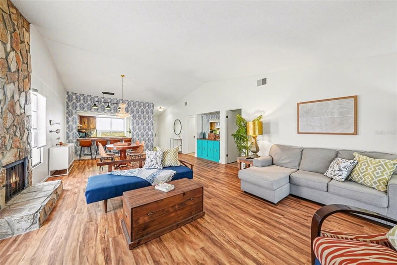 9990 Eagles Point Cir #4, Port Richey, FL 34668