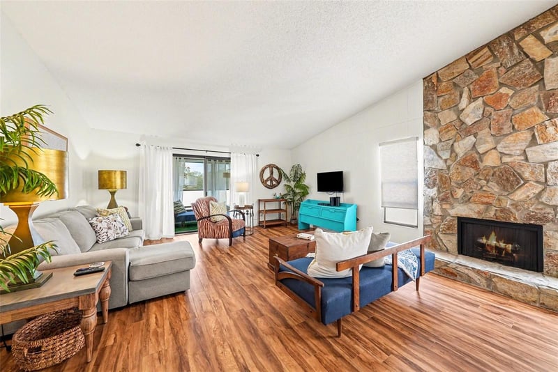 9990 Eagles Point Cir #4, Port Richey, FL 34668