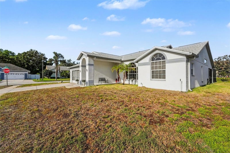 5523 Hereford Dr, New Port Richey, FL 34655