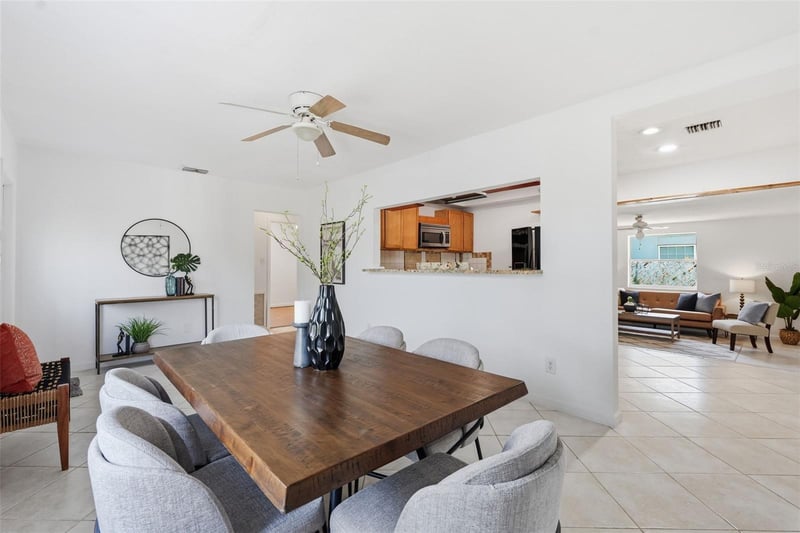 5702 78th Ave, Pinellas Park, FL 33781