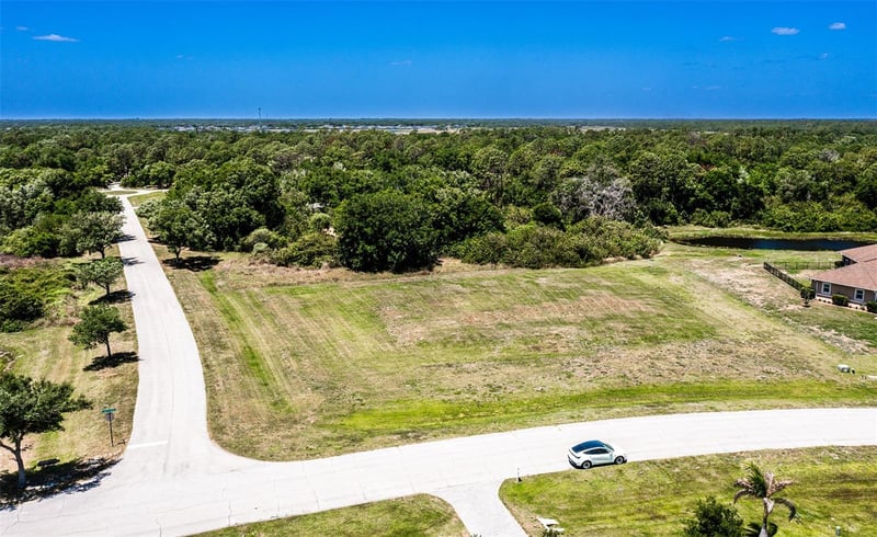 6211 Foal Creek Dr, Parrish, FL 34219