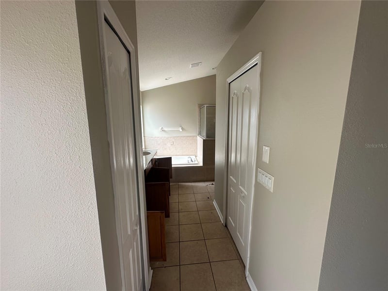 8105 Water Tower Dr, Tampa, FL 33619