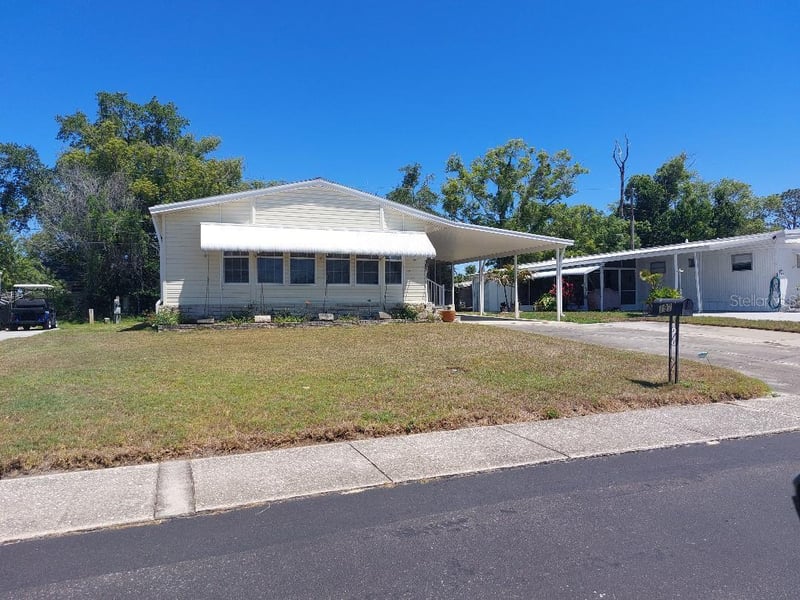 197 Philadelphia Blvd #26, Palm Harbor, FL 34684