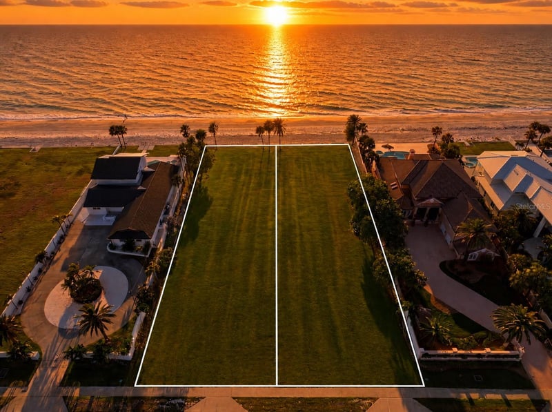 1420 Gulf Blvd, Belleair Beach, FL 33786