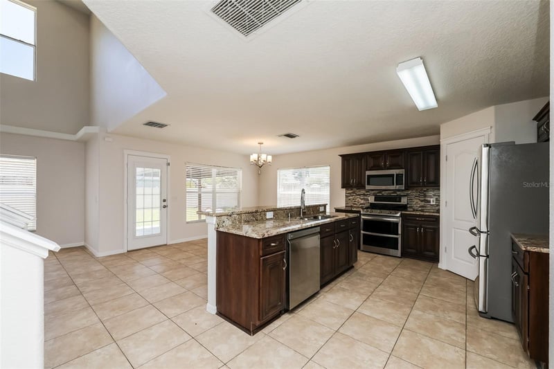 7840 Bristol Park Dr, Apollo Beach, FL 33572