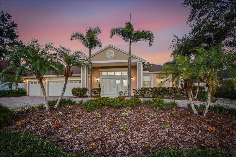 121 Harbor View Ln, Belleair Bluffs, FL 33770