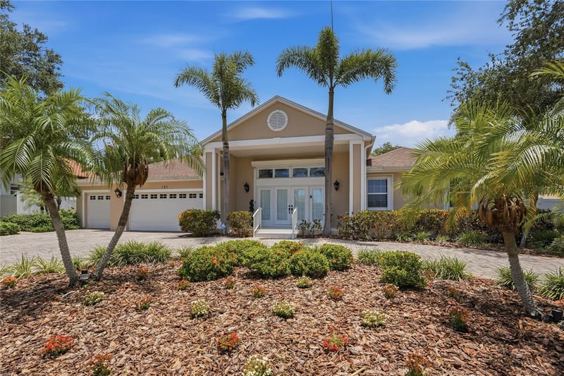 121 Harbor View Ln, Belleair Bluffs, FL 33770