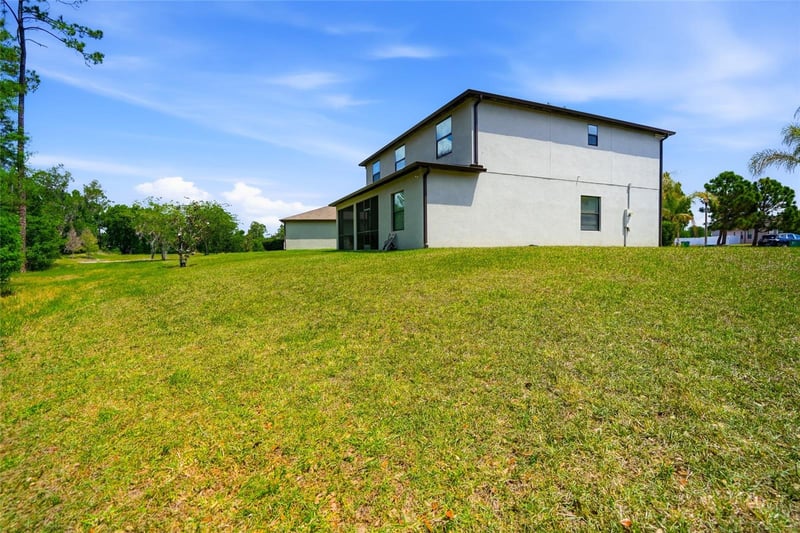 6563 Paden Wheel St, Zephyrhills, FL 33541