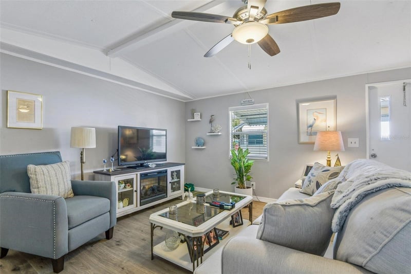 3204 Pond Hollow St, Wesley Chapel, FL 33543