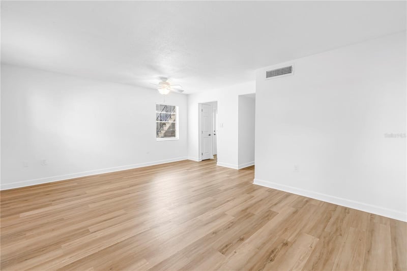 6960 Sunset Dr #1B, South Pasadena, FL 33707