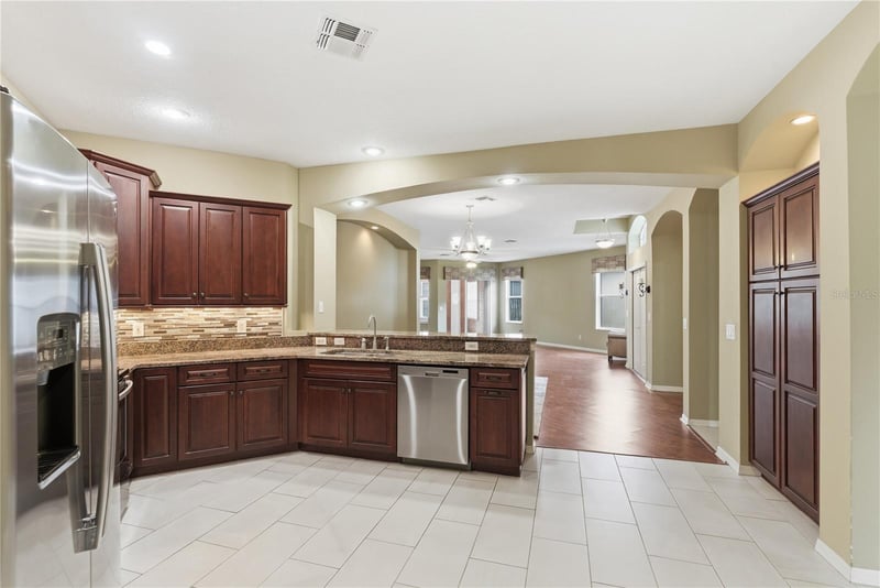30442 Lettingwell Cir, Wesley Chapel, FL 33543