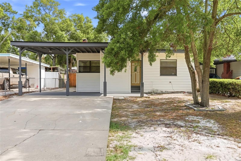911 Magnolia Dr, Clearwater, FL 33756