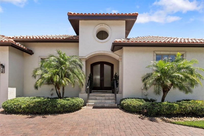 2028 Illinois Ave, St Petersburg, FL 33703