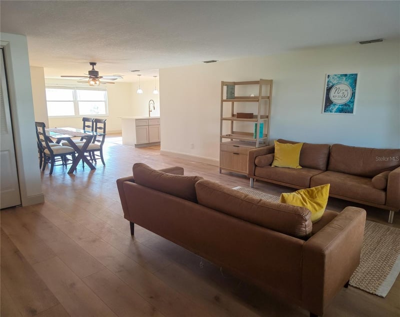 505 Red Mangrove Ln, Apollo Beach, FL 33572