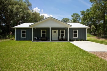 207 Palmetto Ave, Florahome, FL 32140