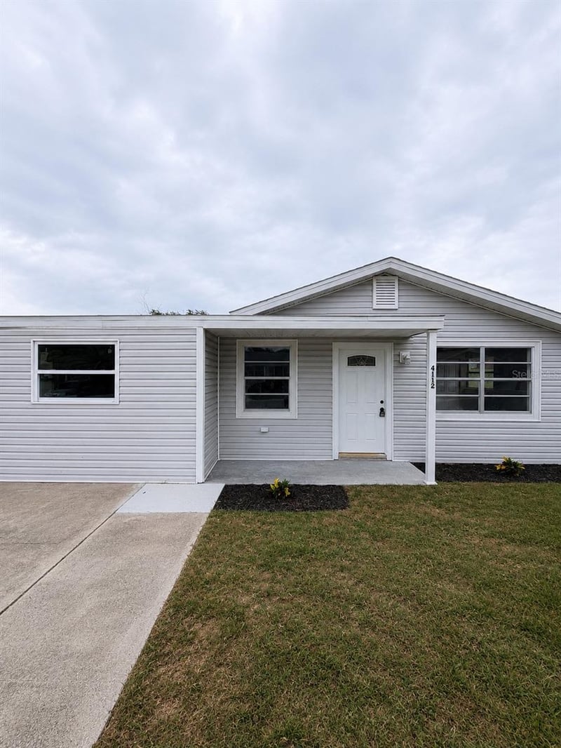 4112 Mesa Dr, New Port Richey, FL 34653