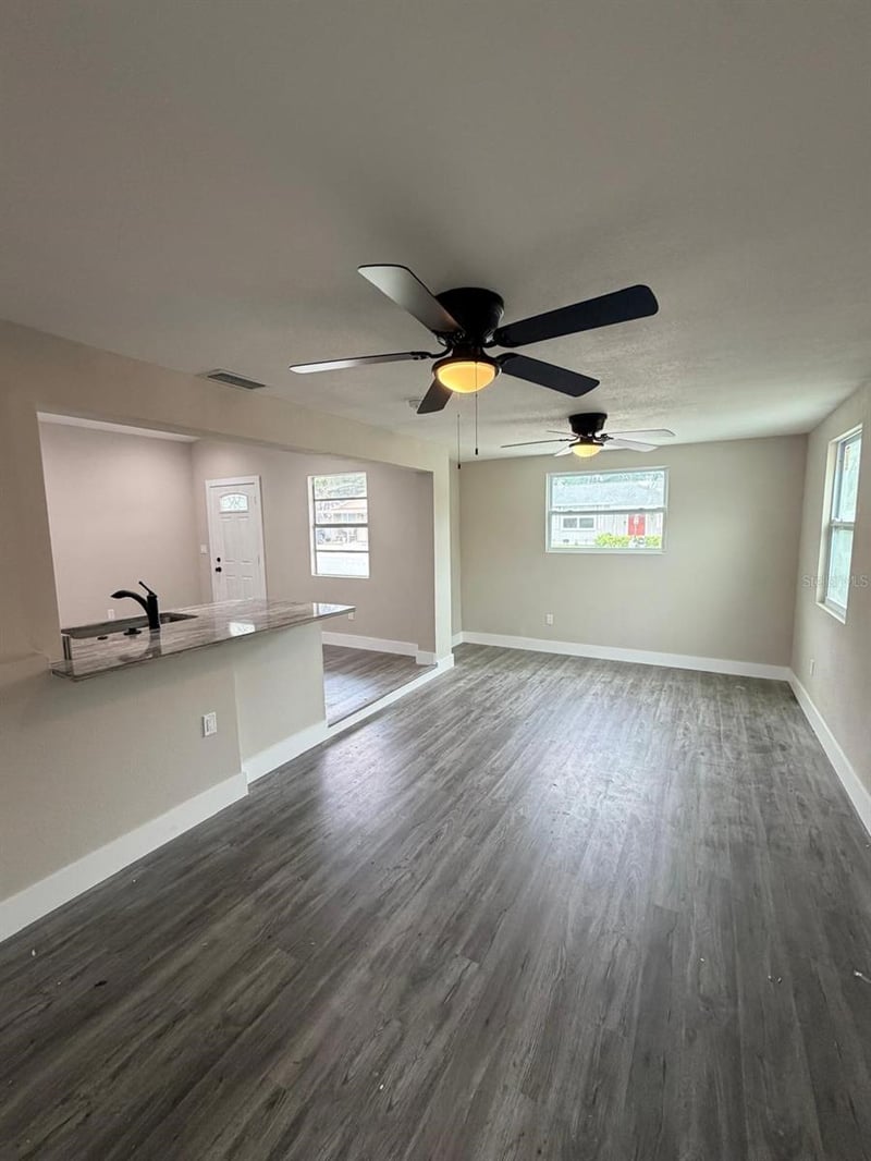 4112 Mesa Dr, New Port Richey, FL 34653