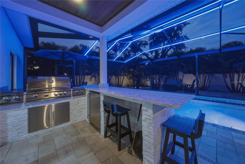 806 Osceola Rd, Belleair, FL 33756