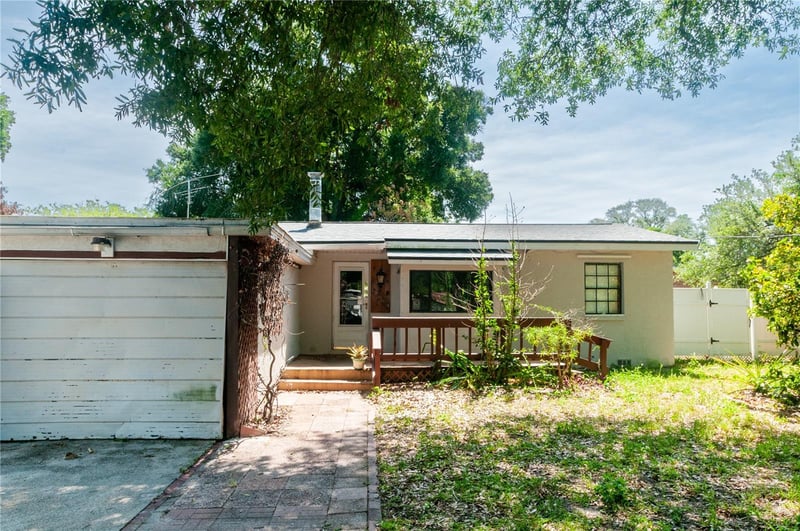 9609 Elmer St, Tampa, FL 33612
