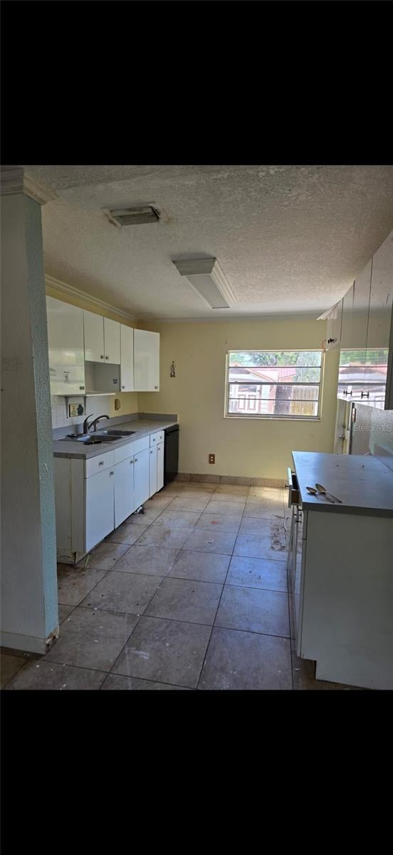 2712 99th Ave, Tampa, FL 33612