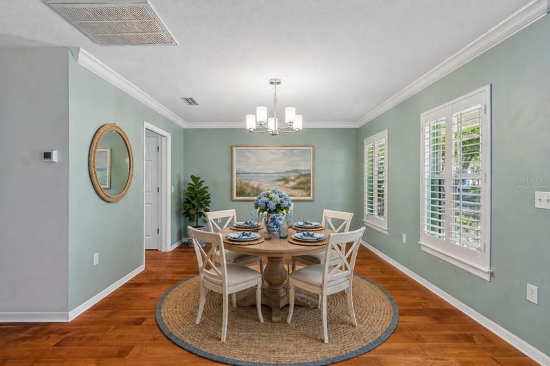 6414 23rd Ave Dr W, Bradenton, FL 34209