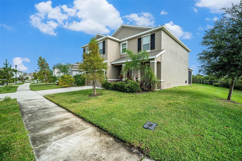 5430 Thistle Field Ct, Wesley Chapel, FL 33545