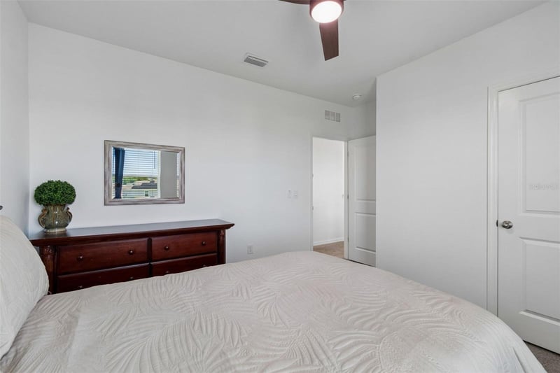 3406 Grassy Knoll Ct, Plant City, FL 33565
