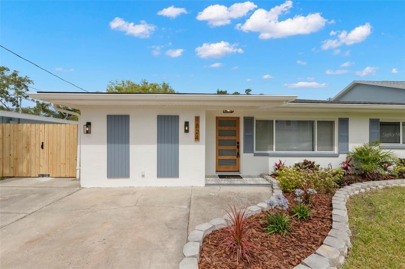 1824 Douglas Ave, Dunedin, FL 34698