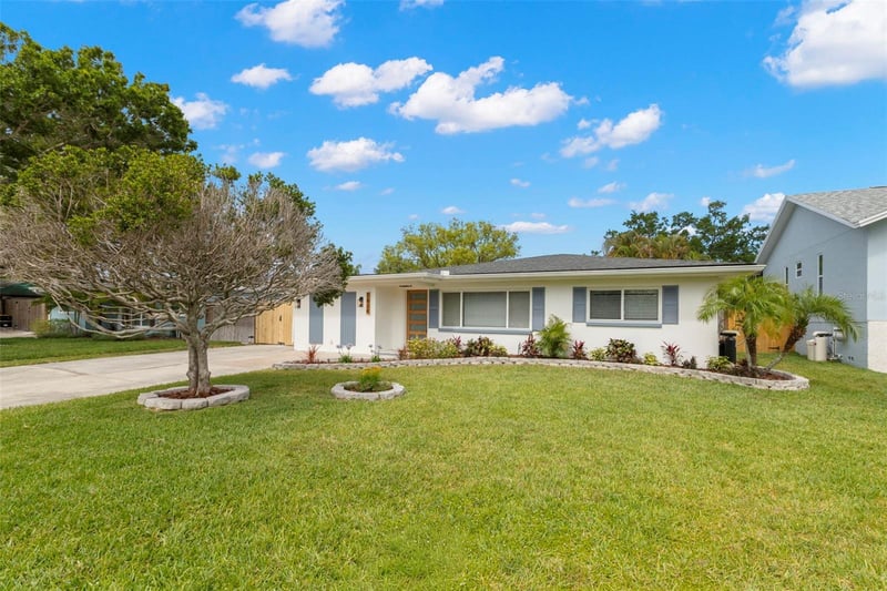 1824 Douglas Ave, Dunedin, FL 34698