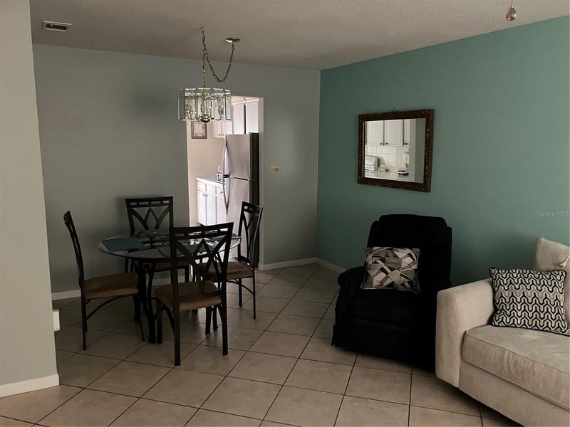 5247 81st St #18, St Petersburg, FL 33709