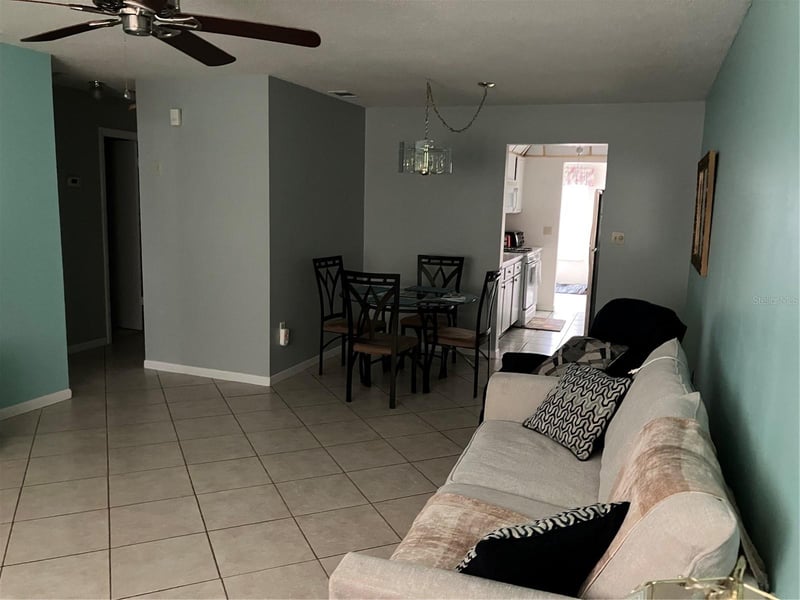 5247 81st St #18, St Petersburg, FL 33709