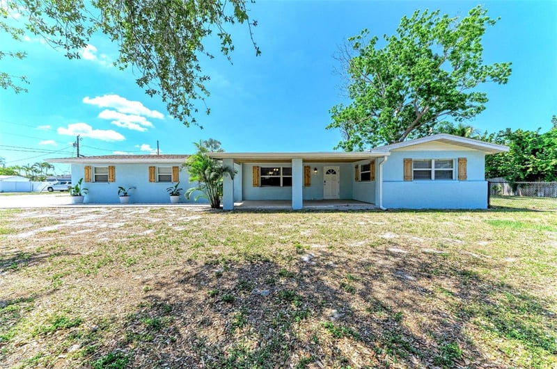 2401 10th St, Palmetto, FL 34221