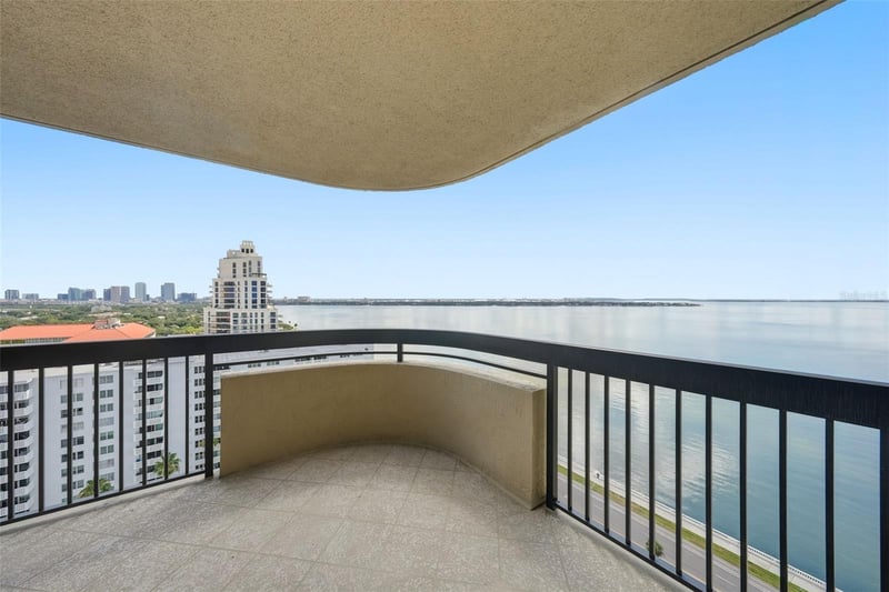 2413 Bayshore Blvd #2001, Tampa, FL 33629
