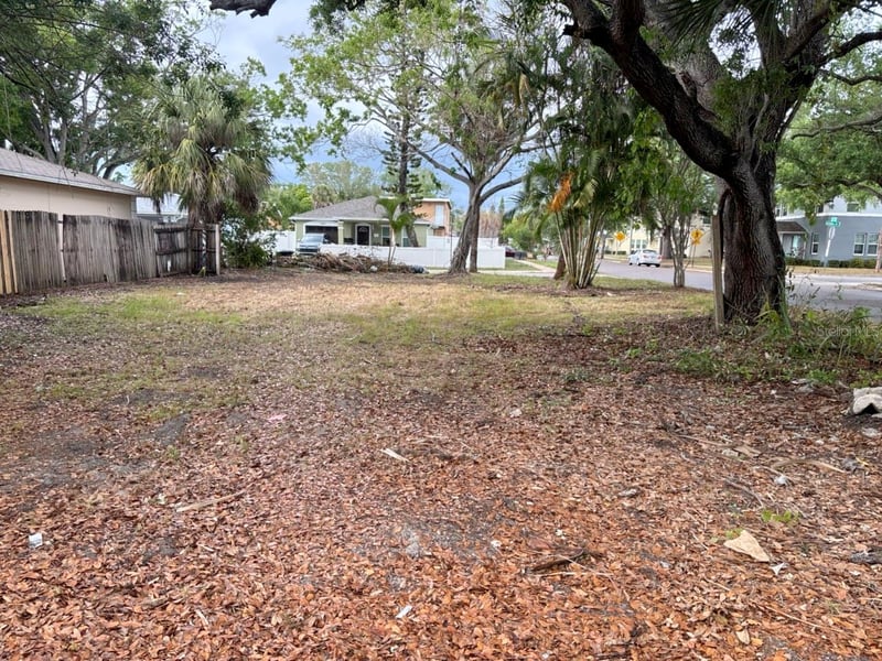 2500 Langdon Ave, St Petersburg, FL 33712