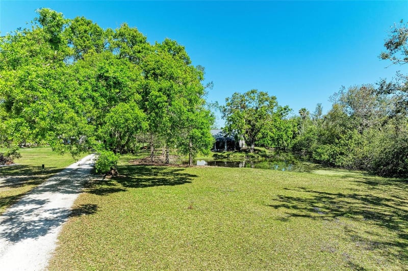 4007 45th St, Bradenton, FL 34208