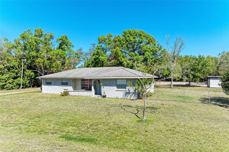 4007 45th St, Bradenton, FL 34208