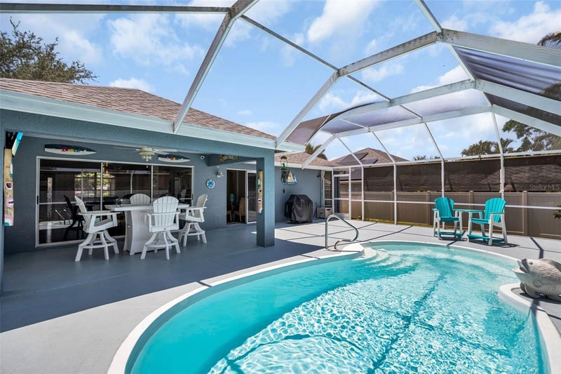 1149 Sawgrass Dr, Tarpon Springs, FL 34689