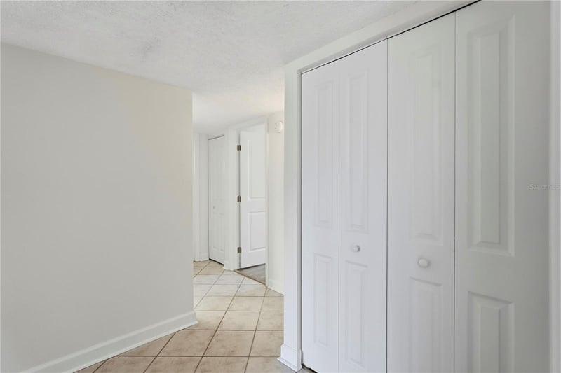 724 115 Ave #2205, St Petersburg, FL 33716