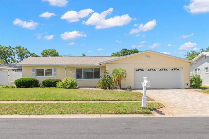 13150 88th Ave, Seminole, FL 33776